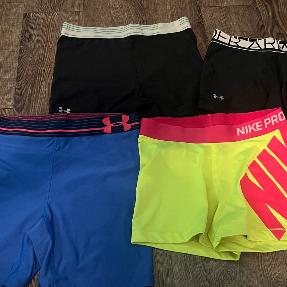 🏃‍♀️ Lot of Nike & Under Armour Shorts